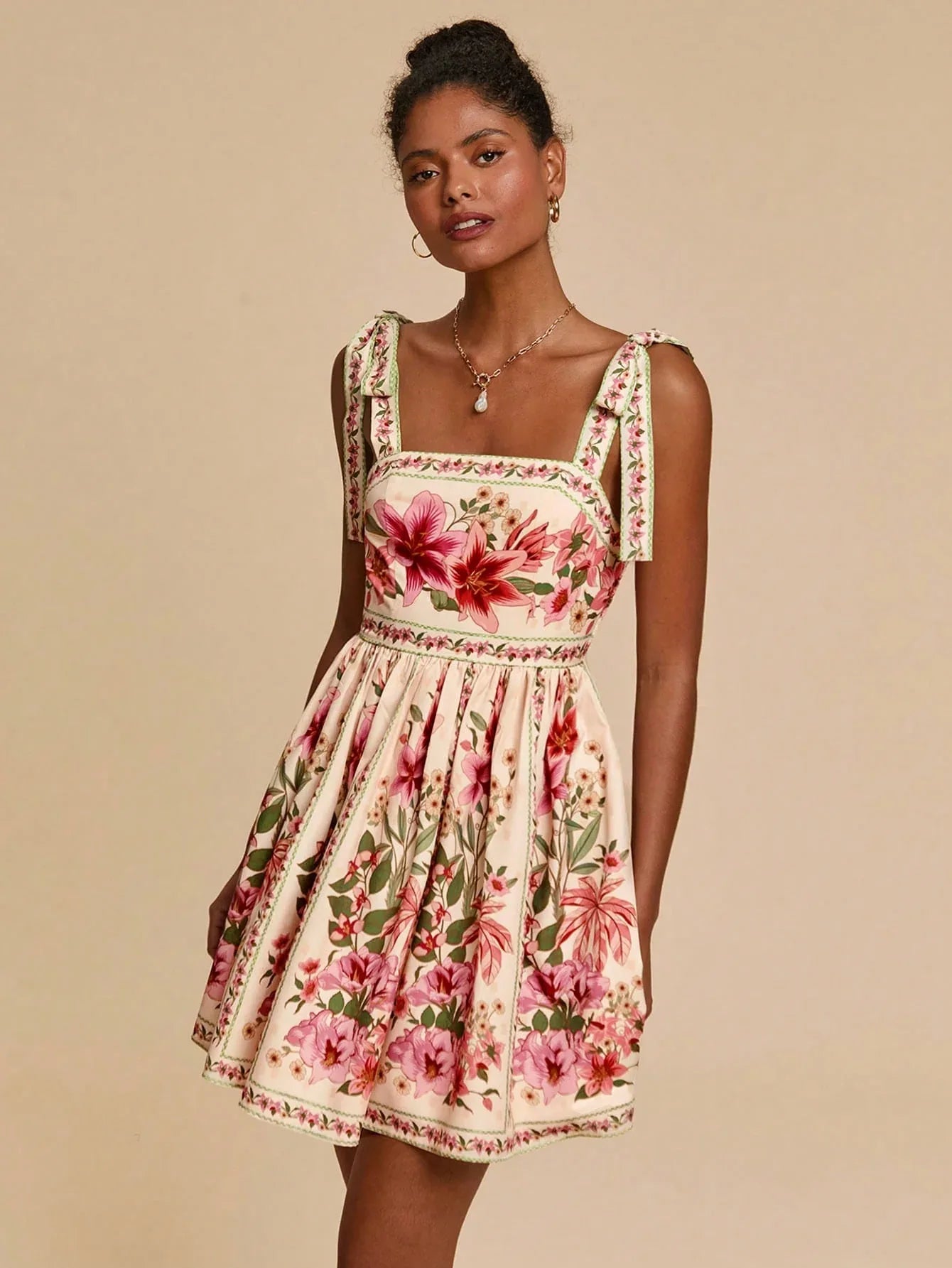 Vestido Feminino Floral Decote Quadrado Verão Praia Cintura Marcada