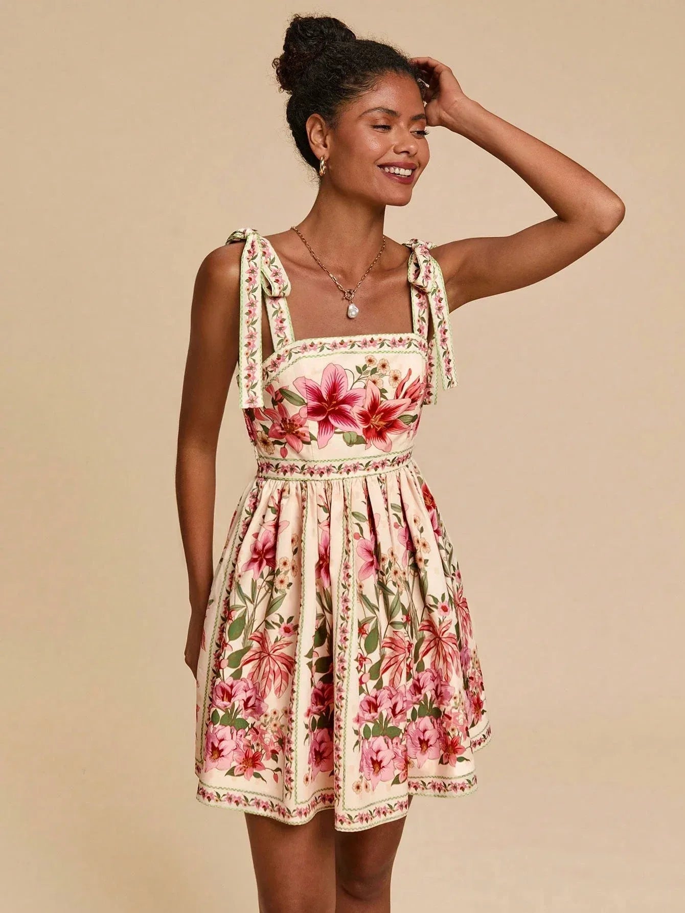 Vestido Feminino Floral Decote Quadrado Verão Praia Cintura Marcada
